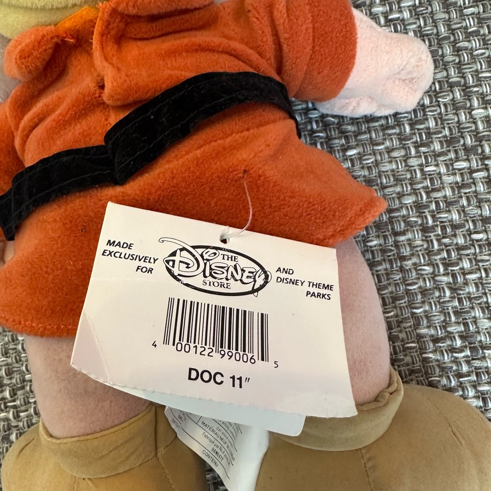 Disney Snow White Doc 11” Plush With Tags - Picture 4 of 5